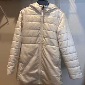 The North Face White Puffer Jacket with Insulated Padding